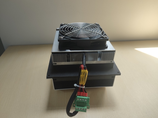 110W 12VDC Air-to-Air Cooler предлагает гибкость конструкции с надежностью твердого состояния